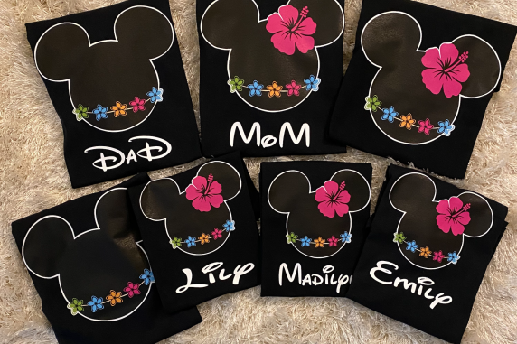 Disney Aulani Hawaii Family Mickey Mouse and Minnie Mouse T-Shirt